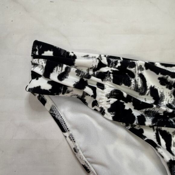 Bar III Side Tab Hipster Bikini Bottom Size S White Black Spot Leopard New - Picture 2 of 5
